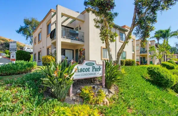 $399,000 | 32024 Del Cielo Oeste, Unit 19, Bonsall, CA 92003