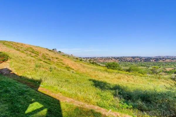 $399,000 | 32024 Del Cielo Oeste, Unit 19, Bonsall, CA 92003