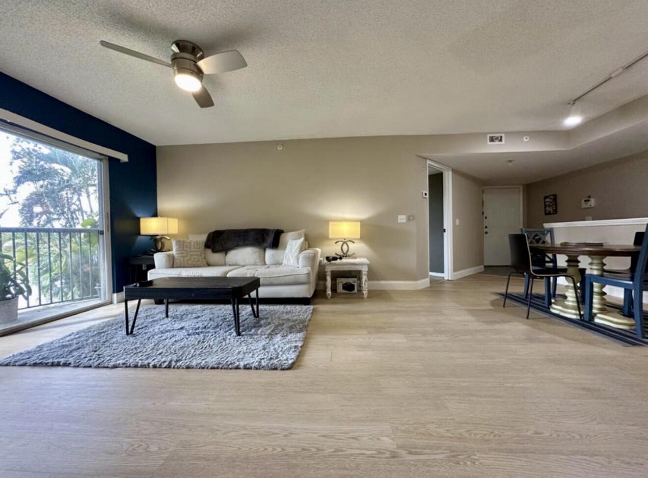 4191 Haverhill Road, Unit 405 West Palm Beach, FL 33417 - Photo 15 of 86 IMG_3332