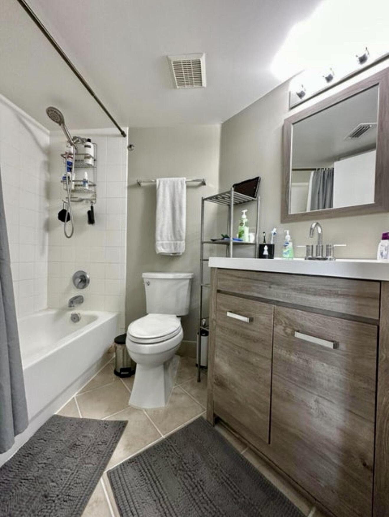 4191 Haverhill Road, Unit 405 West Palm Beach, FL 33417 - Photo 49 of 86 IMG_3366