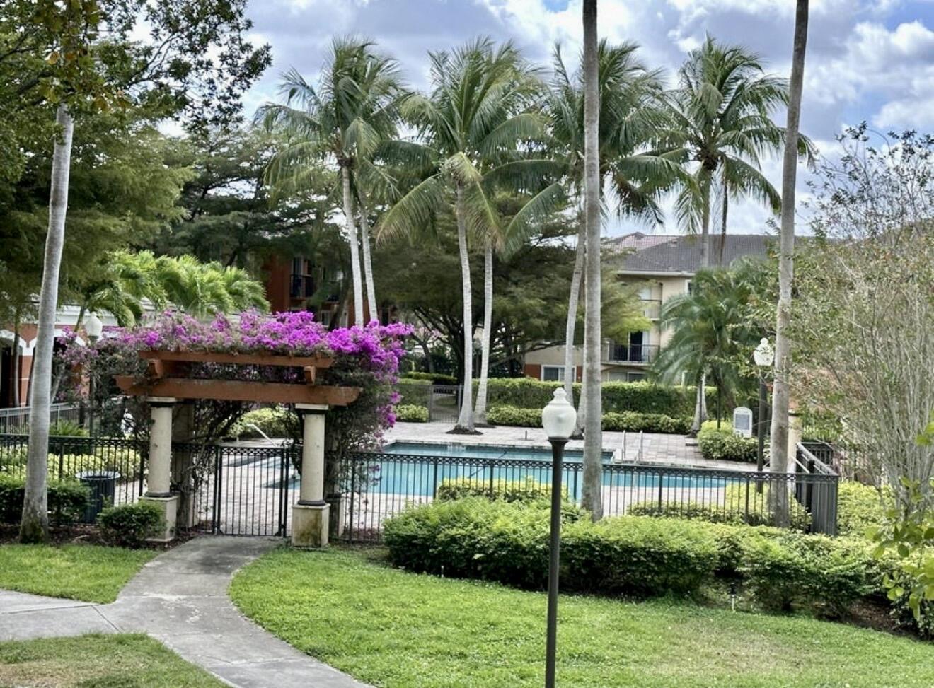 4191 Haverhill Road, Unit 405 West Palm Beach, FL 33417 - Photo 56 of 86 IMG_3373