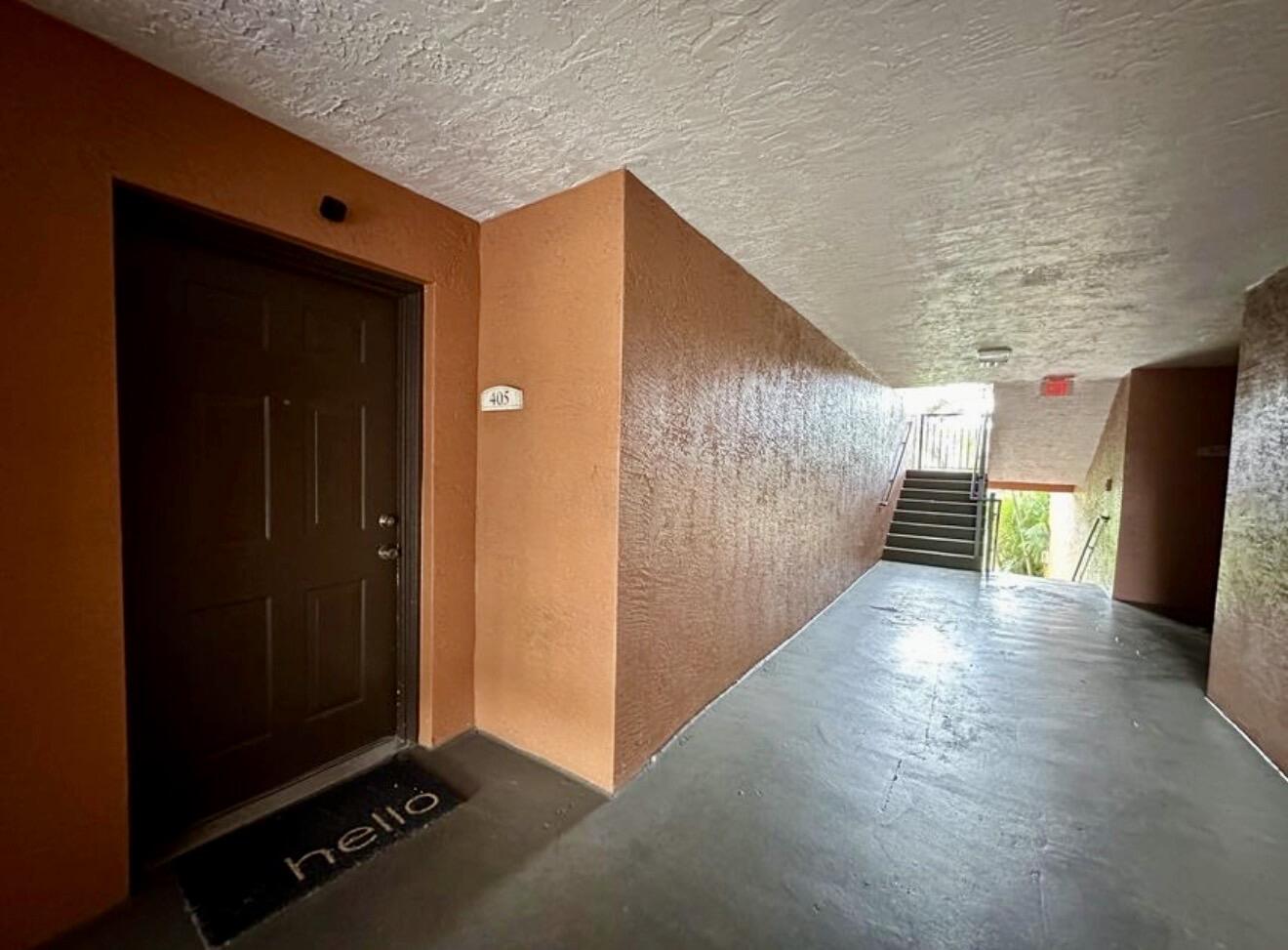 4191 Haverhill Road, Unit 405 West Palm Beach, FL 33417 - Photo 6 of 86 IMG_3323