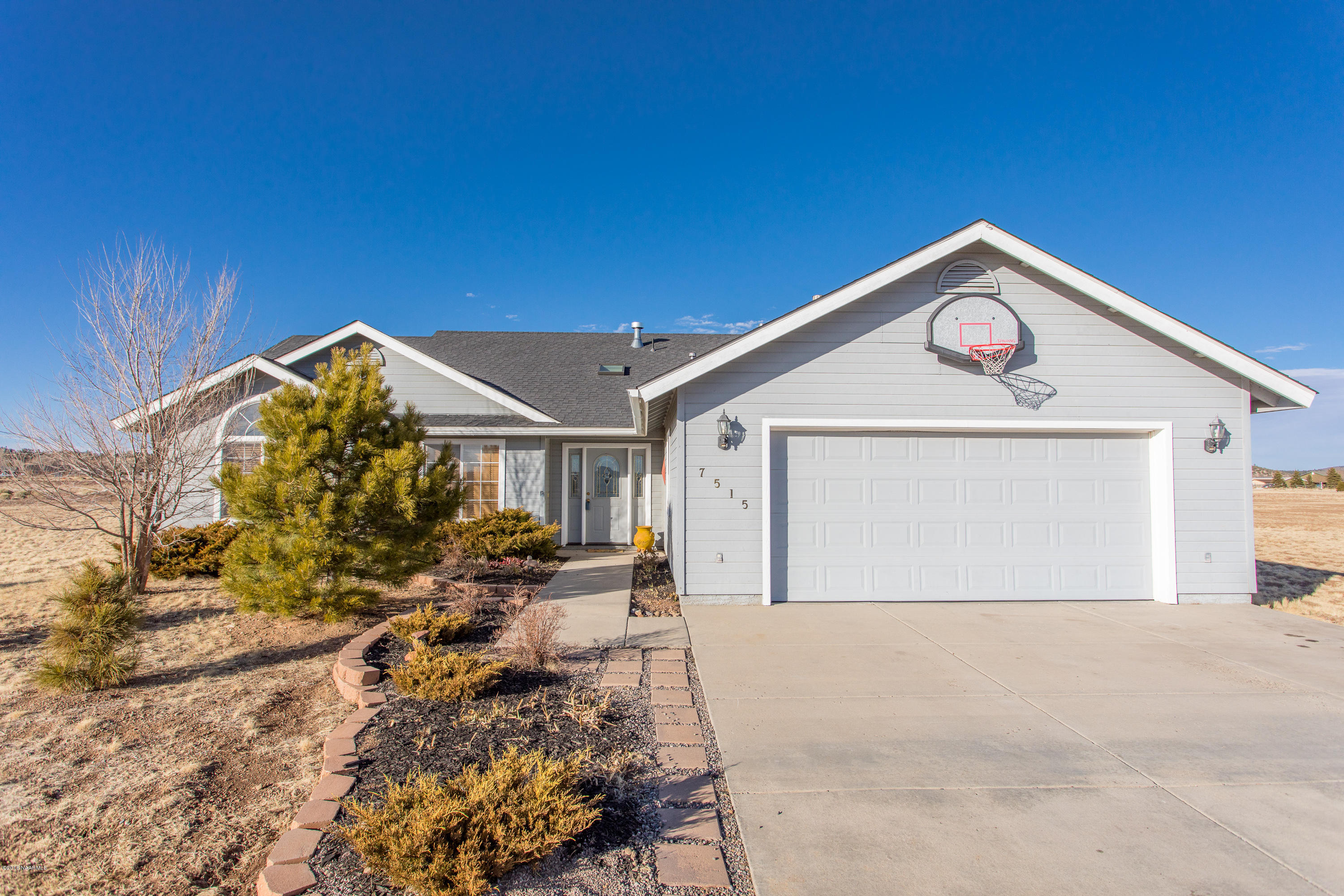 7515 Dalton Road Flagstaff, AZ 86004 - Photo 1 of 32 CA6A3063