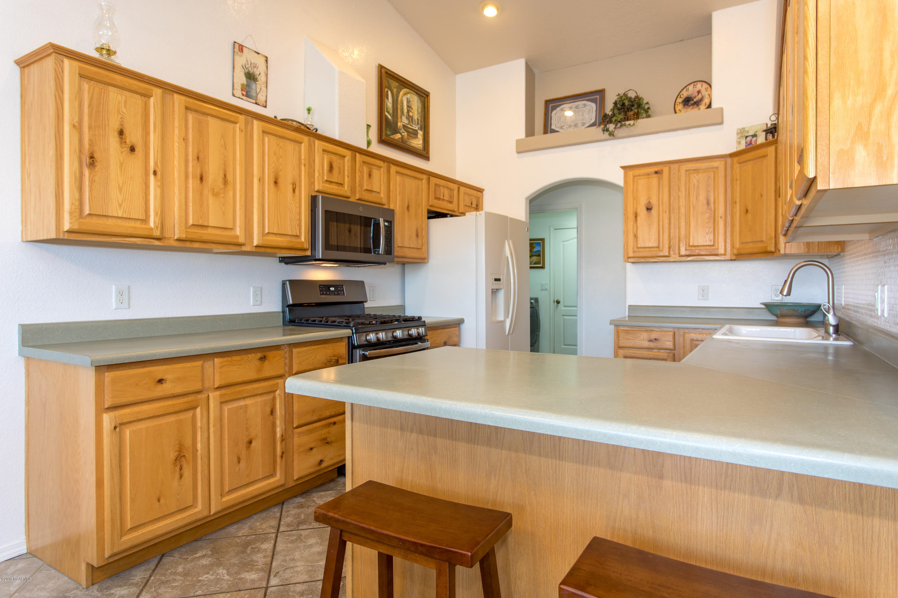 7515 Dalton Road Flagstaff, AZ 86004 - Photo 13 of 32 CA6A3112