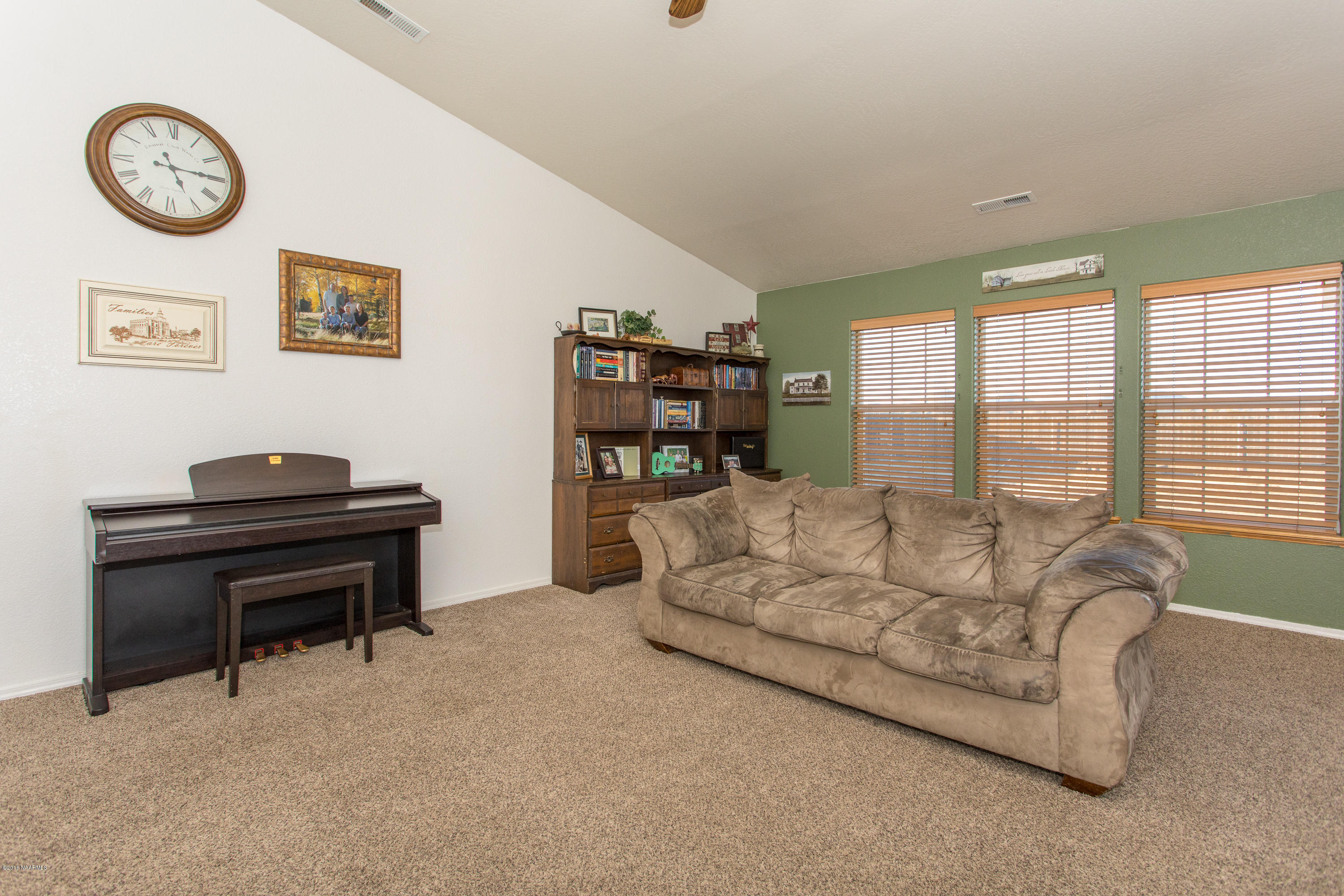 7515 Dalton Road Flagstaff, AZ 86004 - Photo 7 of 32 CA6A3132
