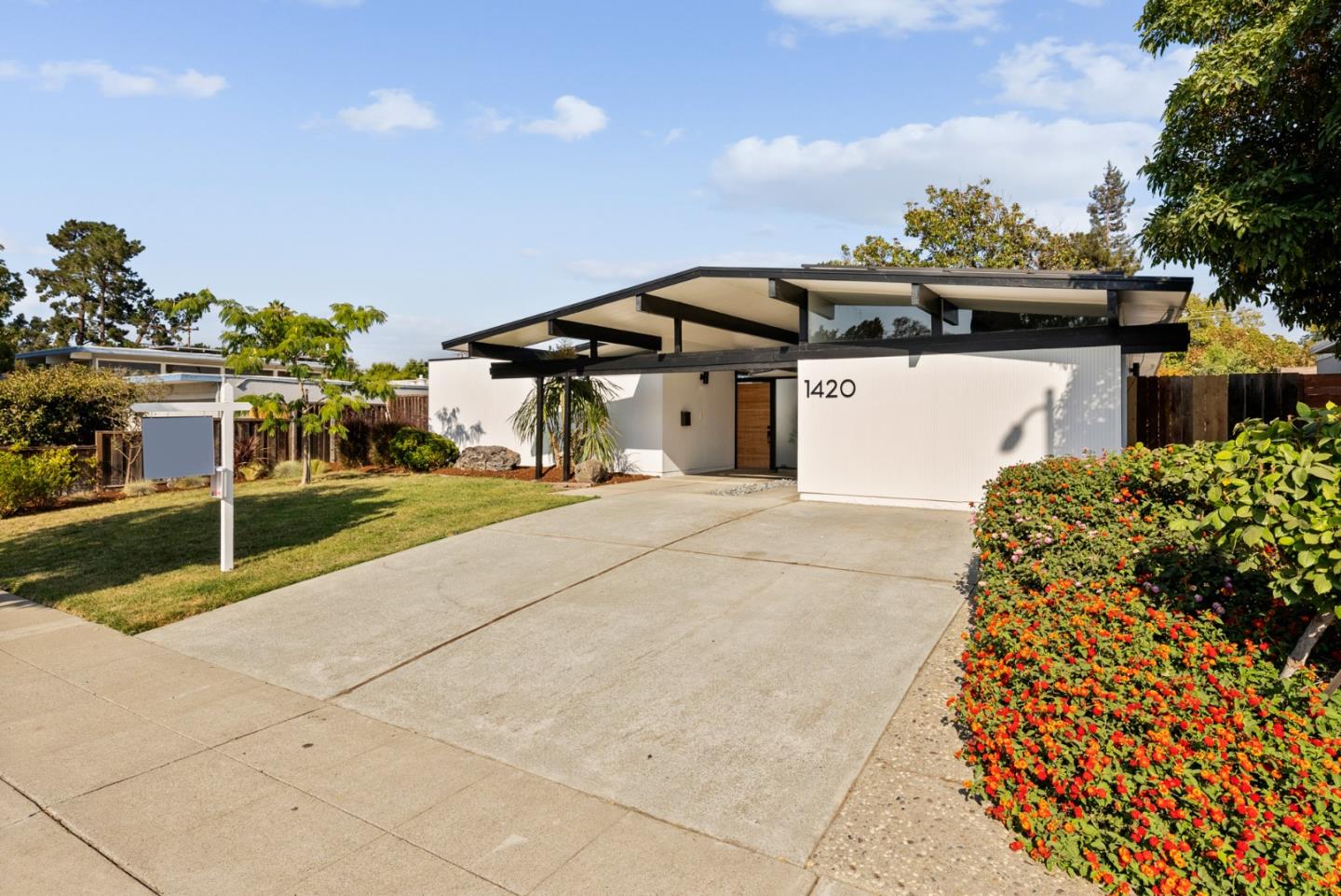 1420 Mallard Way Sunnyvale, CA 94087 - Photo 5 of 48