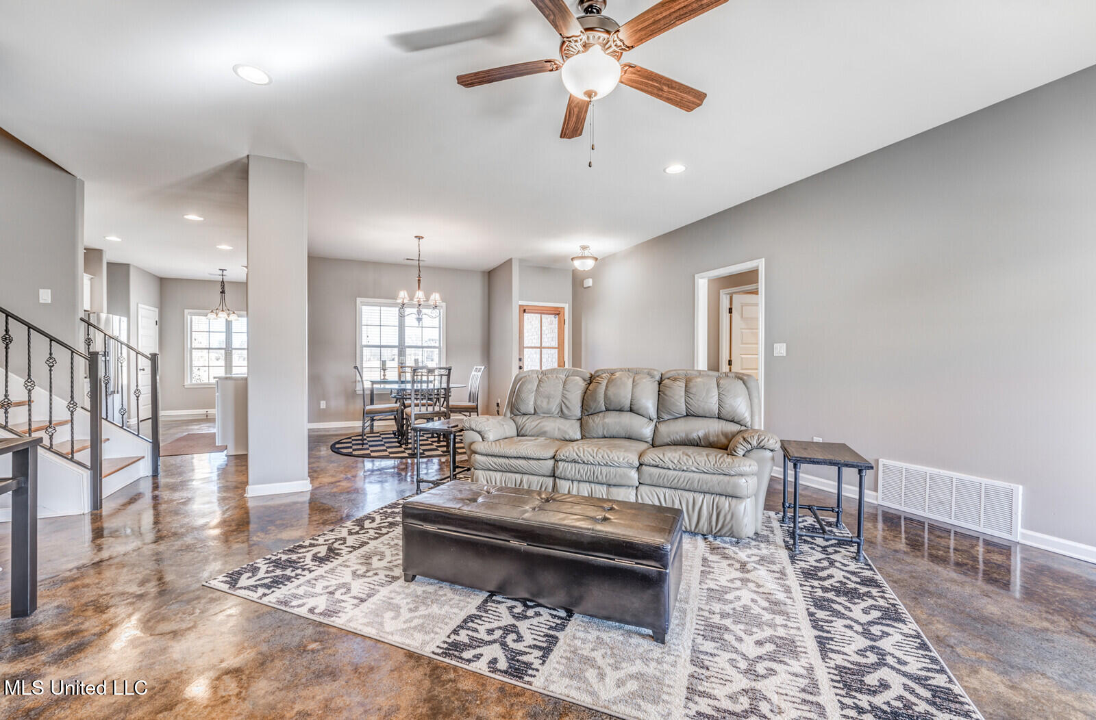 123 Tree Line Drive Holly Springs, MS 38635 - Photo 13 of 50 12_DSC00496_497_498_499_500_mls