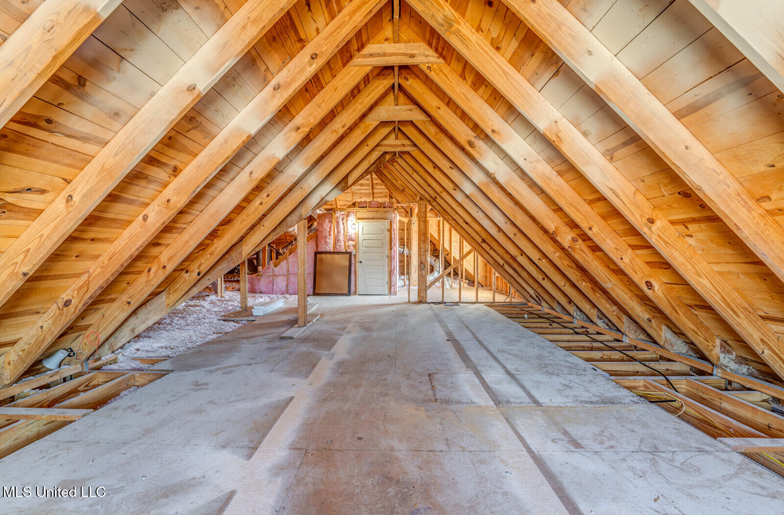 123 Tree Line Drive Holly Springs, MS 38635 - Photo 35 of 50 34_DSC00821_2_3_4_5_mls