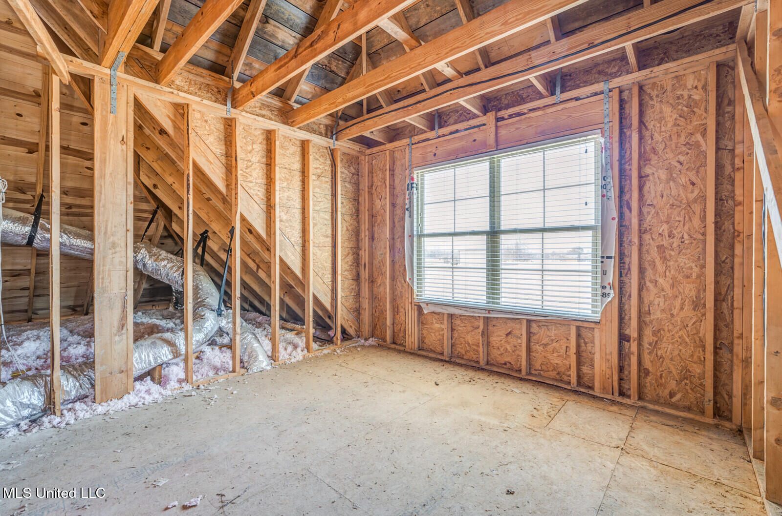 123 Tree Line Drive Holly Springs, MS 38635 - Photo 36 of 50 35_DSC00826_27_28_29_30_mls