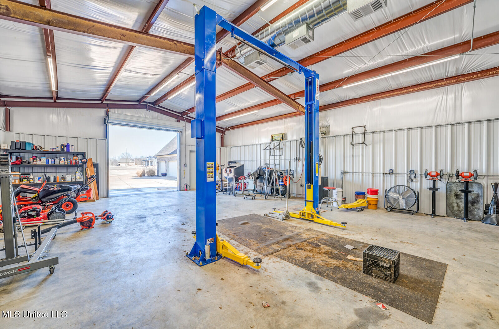 123 Tree Line Drive Holly Springs, MS 38635 - Photo 43 of 50 50_DSC00916_17_18_19_20_mls