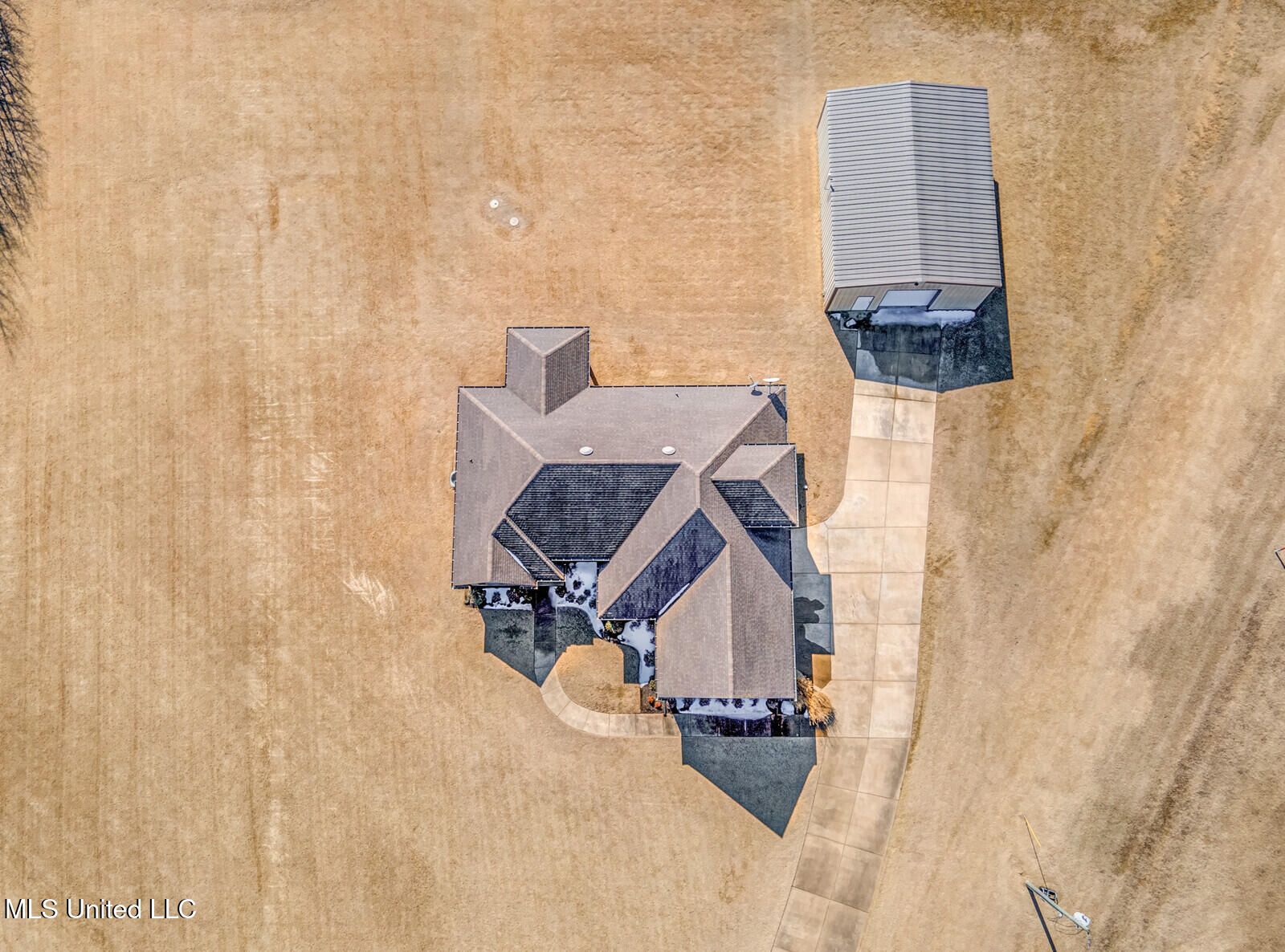 123 Tree Line Drive Holly Springs, MS 38635 - Photo 47 of 50 54_DJI_0129_30_31_32_33_mls