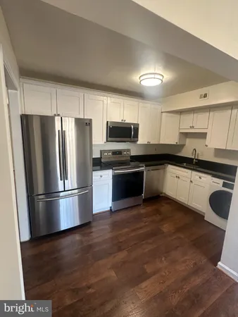 $2,750 | 840 Azalea Drive, Unit 18, Rockville, MD 20850