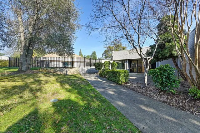 $435,000 | 7083 Murieta Parkway, Unit 26, Rancho Murieta, CA 95683