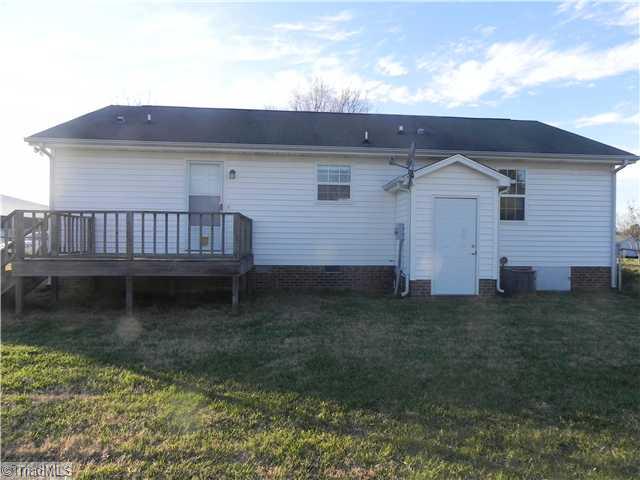 4203 McCray Road Burlington, NC 27217 - Photo 2 of 9 Exterior Back.