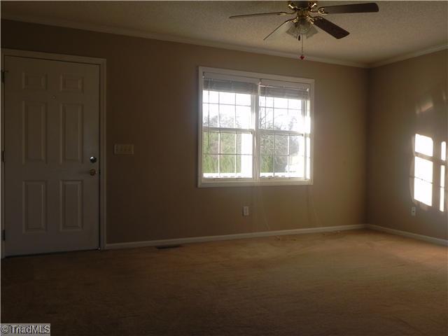 4203 McCray Road Burlington, NC 27217 - Photo 6 of 9 Living Room.