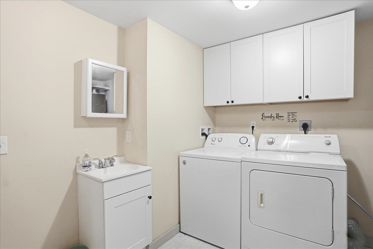 2572 Highway 15 Cambridge, VT 05444 - Photo 13 of 34