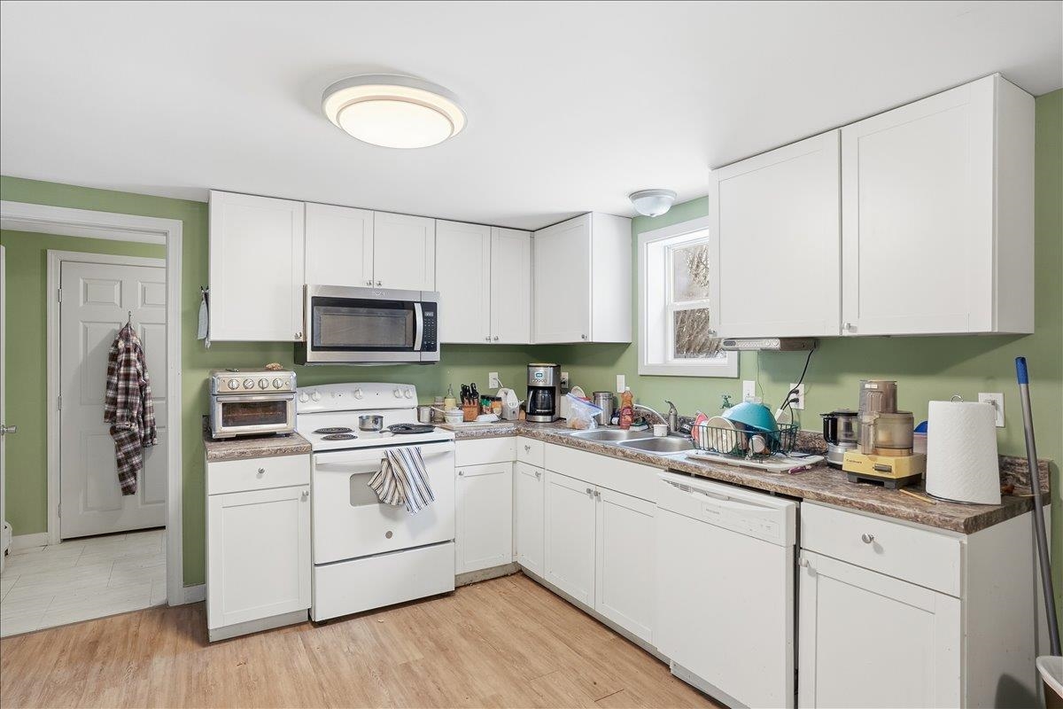 2572 Highway 15 Cambridge, VT 05444 - Photo 19 of 34