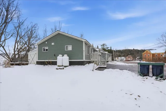 $425,000 | 2572 Highway 15, Cambridge, VT 05444