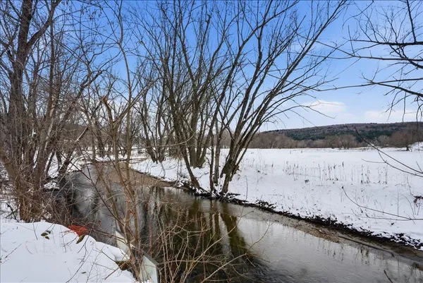 $389,900 | 2572 Highway 15, Cambridge, VT 05444