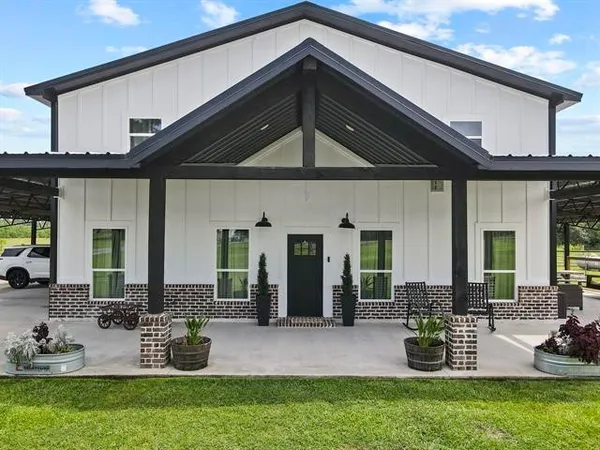 $599,900 | 10885 Fm 1130, Orange, TX 77632