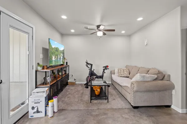 $599,900 | 10885 Fm 1130, Orange, TX 77632