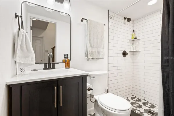 $565,000 | 20 Northwest 24 Street, Gainesville, FL 32607