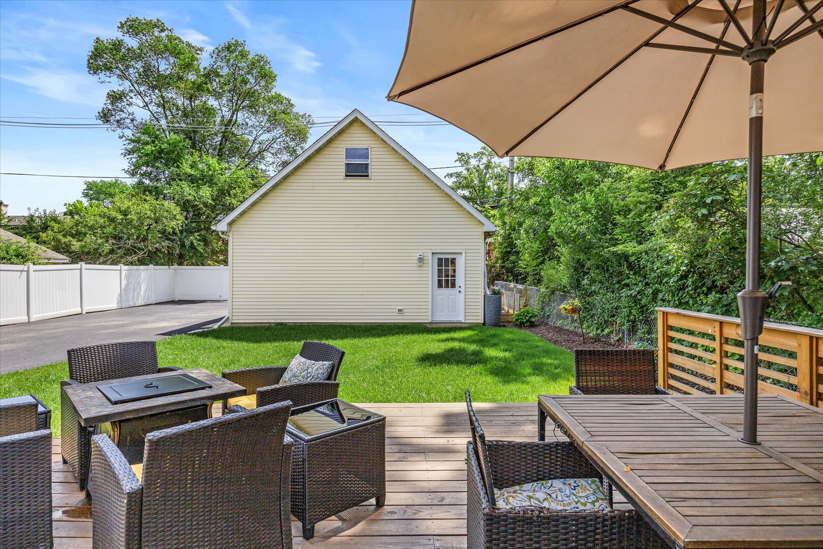 817 Spring Road Elmhurst, IL 60126 - Photo 27 of 34