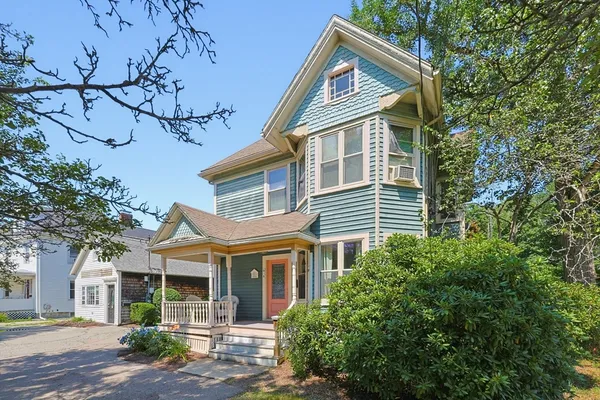 $899,900 | 94-96 Central Street, Foxboro, MA 02035