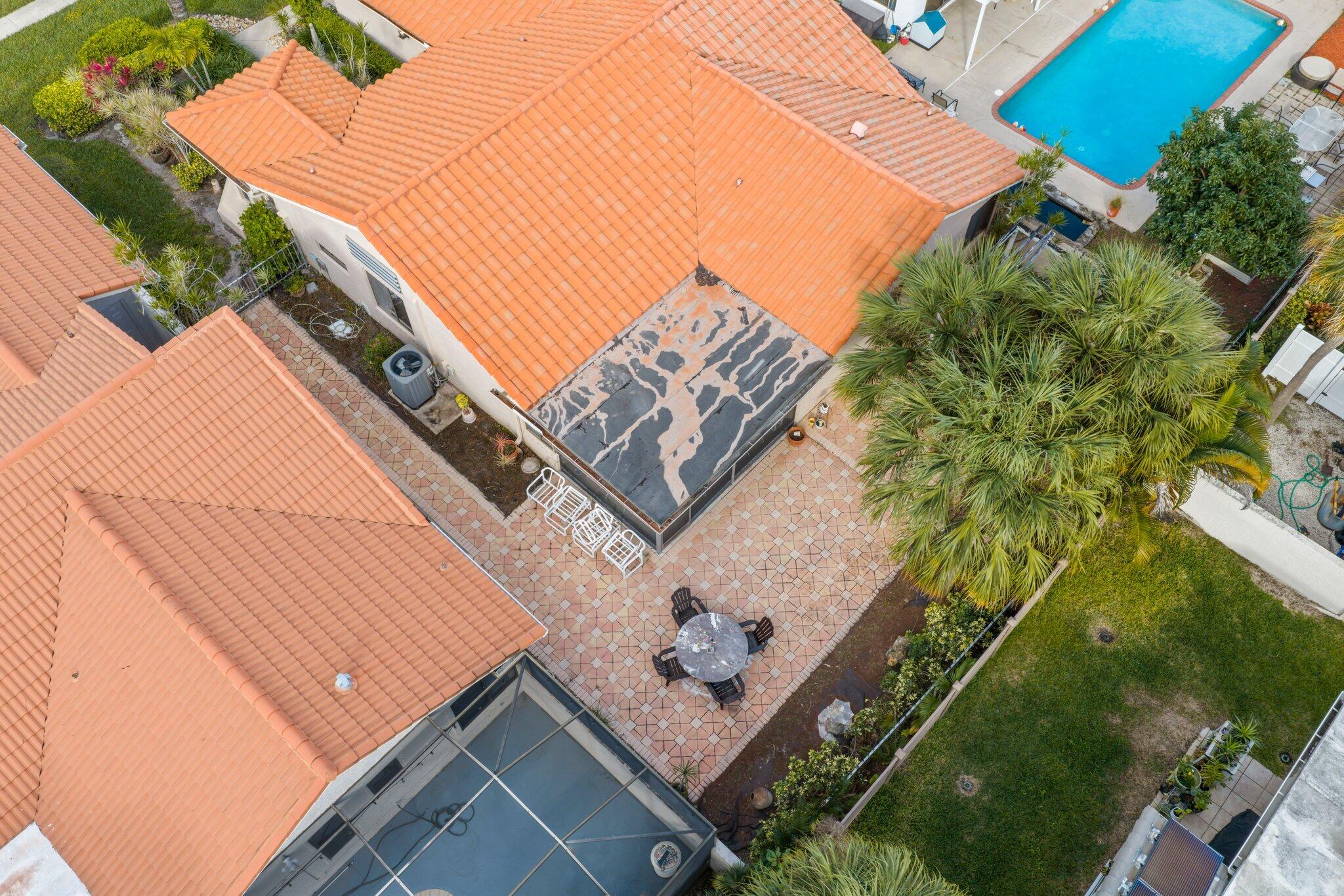 10678 Santa Laguna Drive Boca Raton, FL 33428 - Photo 31 of 40 a view of buildings