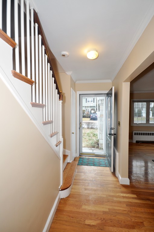 396 Appleton Street Arlington, MA 02476 - Photo 2 of 30 Gallery Image 2