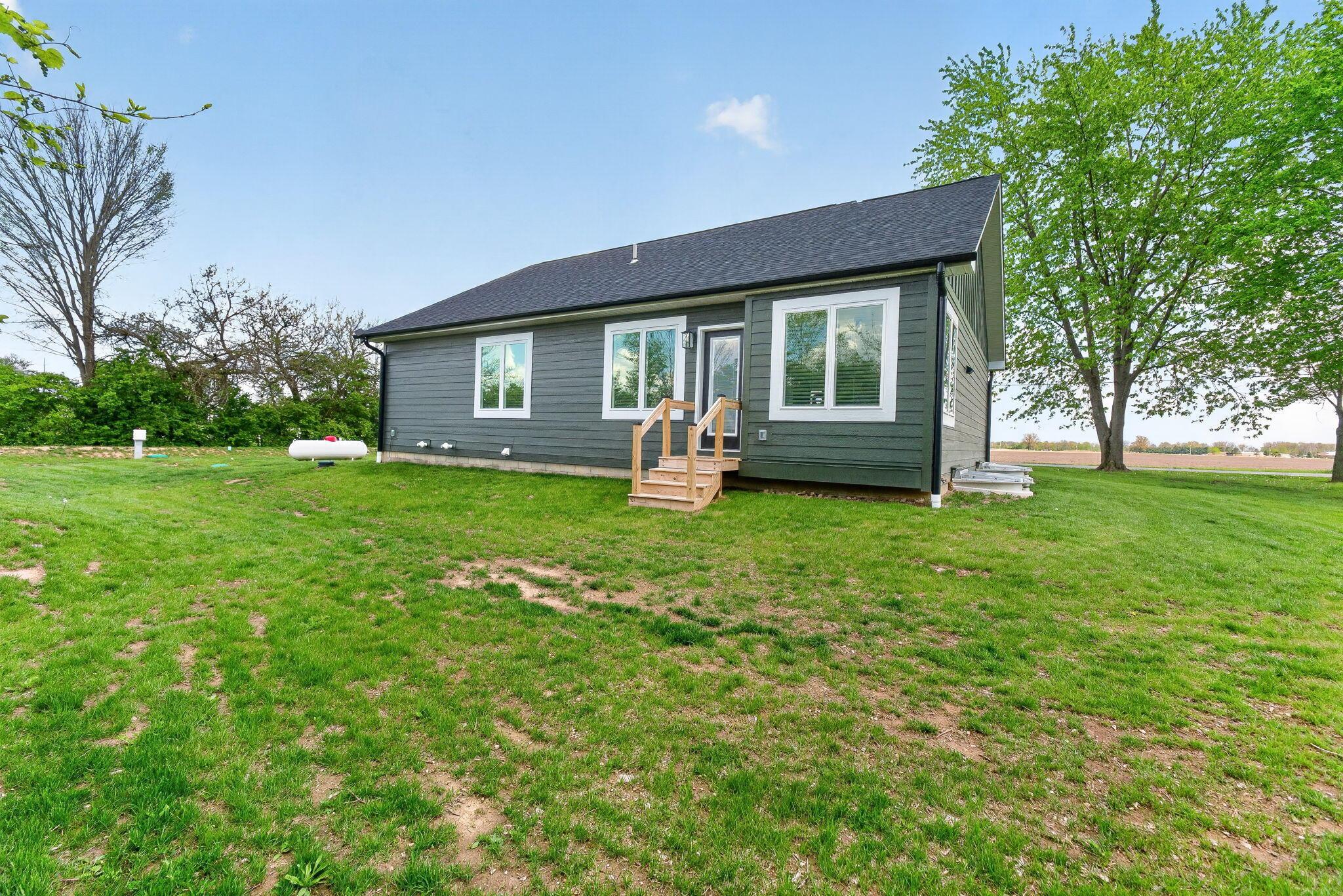 1705 Horseshoe Road Delaware, OH 43015 - Photo 54 of 64 1705 Horseshoe Dr (Exterior)-12