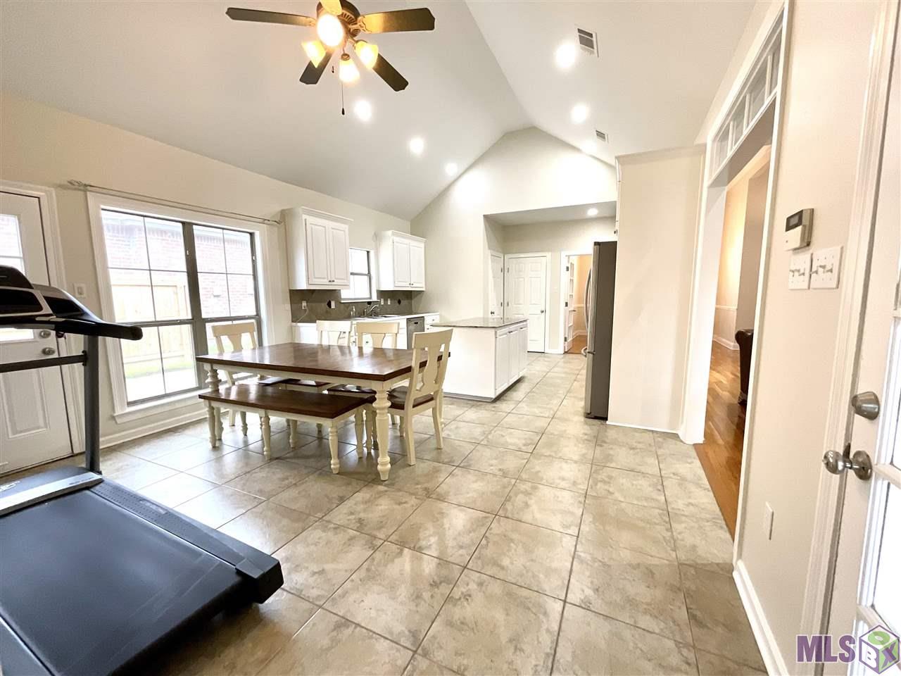 8660 Highcrest Drive Baton Rouge, LA 70809 - Photo 8 of 16 Gallery Image 8