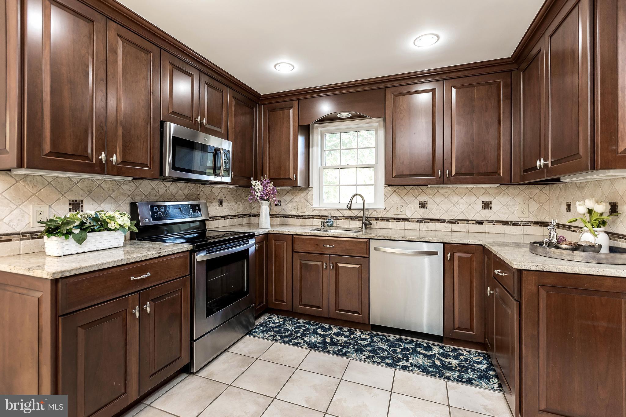 5175 Dungannon Road Fairfax, VA 22030 - Photo 22 of 60