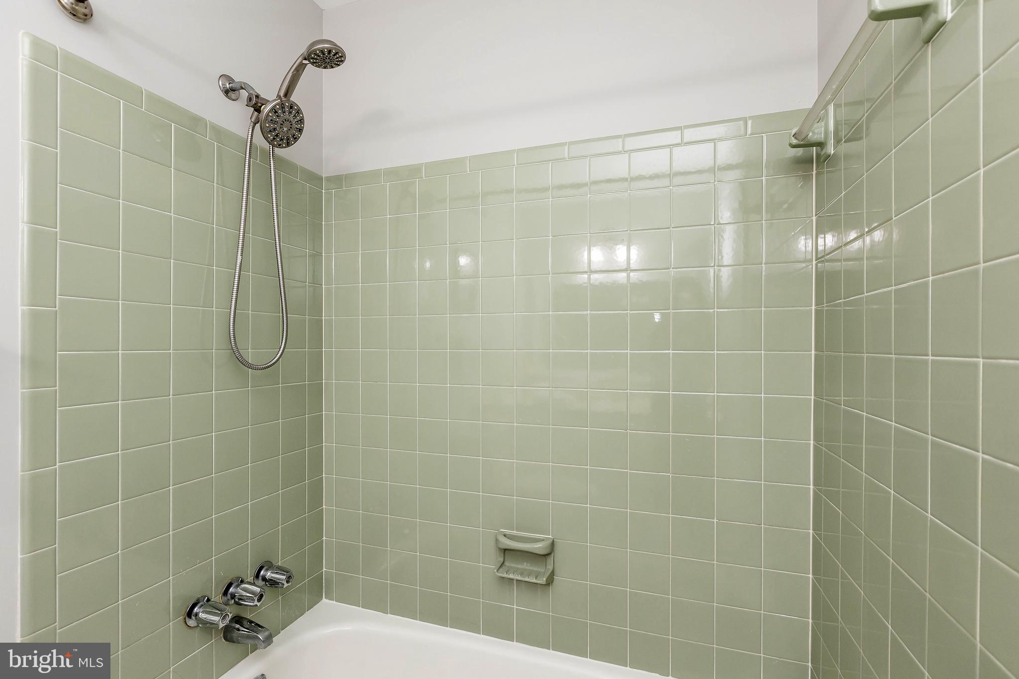 5175 Dungannon Road Fairfax, VA 22030 - Photo 39 of 60