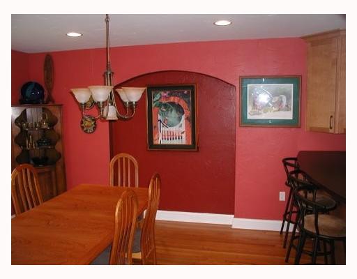 3012 Marshall Road Observatory Hill, PA 15214 - Photo 4 of 11 Dining Room. The diningroom is great for entertaining and boasts hardwood floors, recessed lighting, upgraded chandelier and much more.