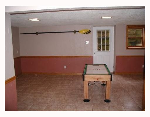 3012 Marshall Road Observatory Hill, PA 15214 - Photo 6 of 11 Den/Family/Great Room. The finished lower level gameroom is great for all of your family needs. This level also features a full bath and ceramic tile floors.