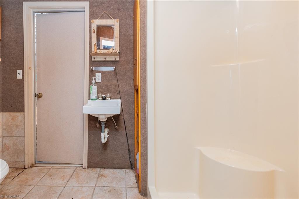 1498 Beckner Road Lexington, NC 27292 - Photo 18 of 50