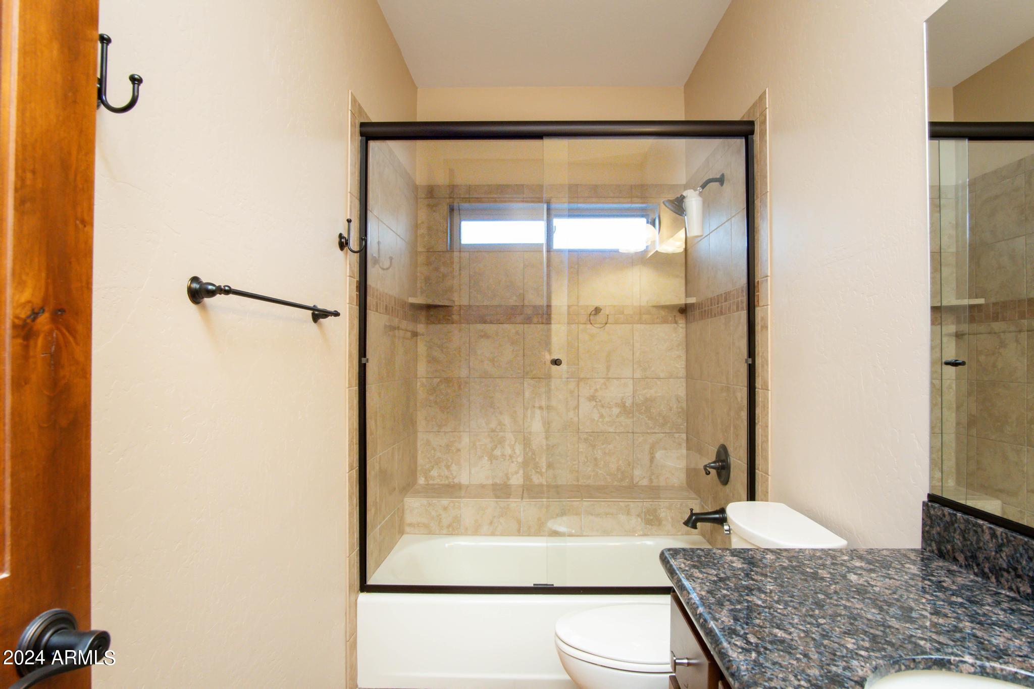 160 Rimrock Ride Sedona, AZ 86351 - Photo 35 of 48 guest bath2
