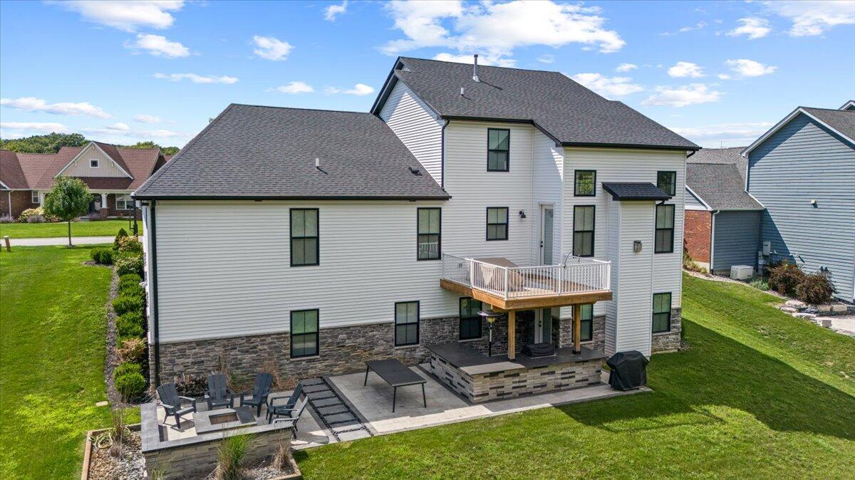 12893 Baker Court Crown Point, IN 46307 - Photo 48 of 52 a front view of a house with garden