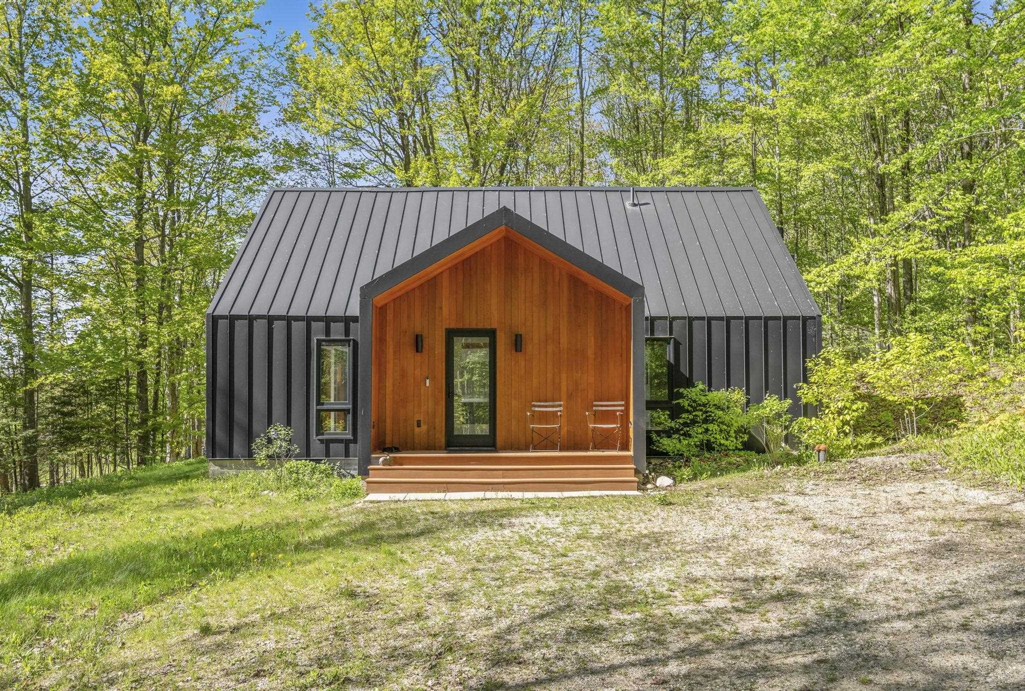 5091 Miles Road East Jordan, MI 49727 - Photo 2 of 59
