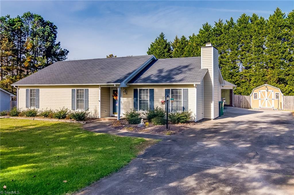 2455 Willard Road High Point, NC 27265 - Photo 2 of 21