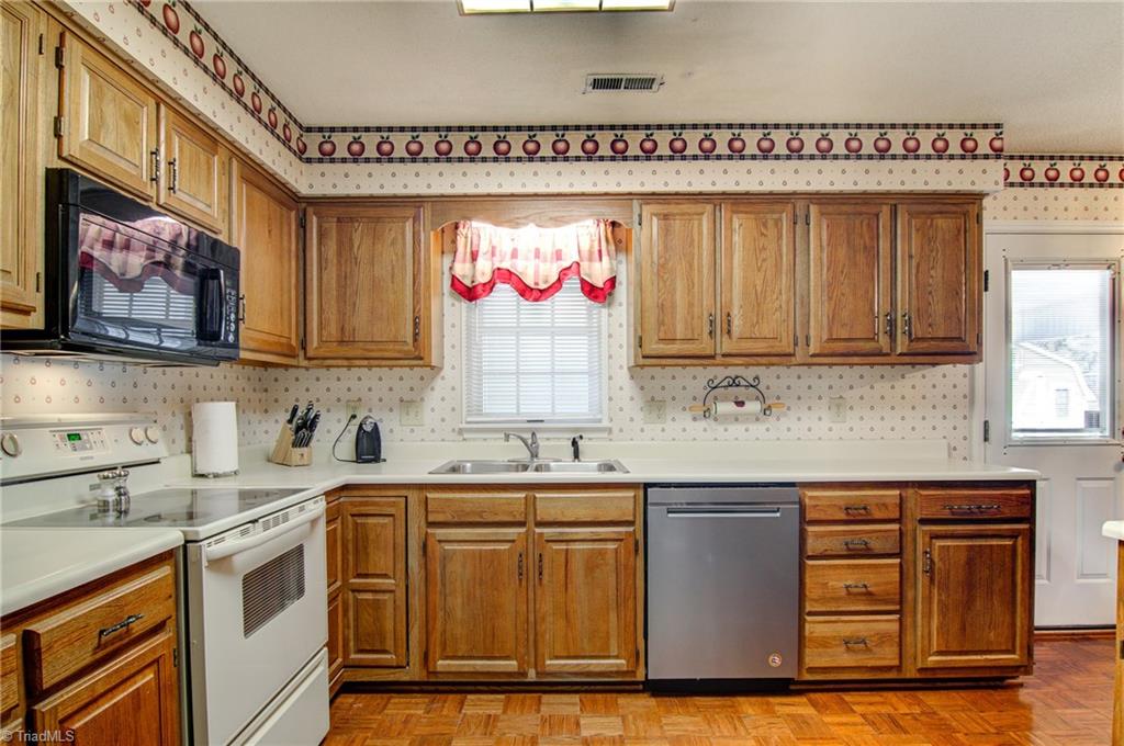 2455 Willard Road High Point, NC 27265 - Photo 13 of 21