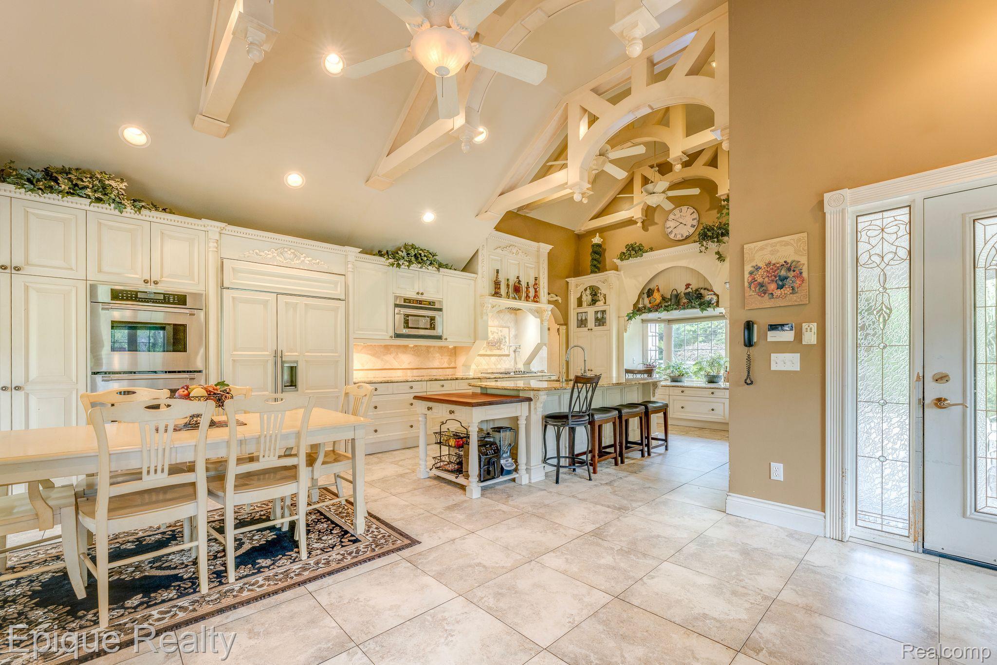 7200 Galbraith Line Road Lexington, MI 48450 - Photo 14 of 75 Gallery Image 14