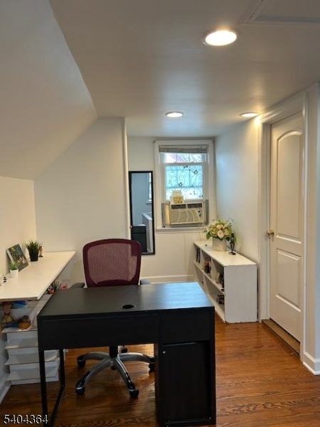 2595 Spruce Street Union, NJ 07083 - Photo 3 of 9