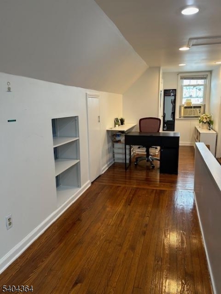 2595 Spruce Street Union, NJ 07083 - Photo 4 of 9