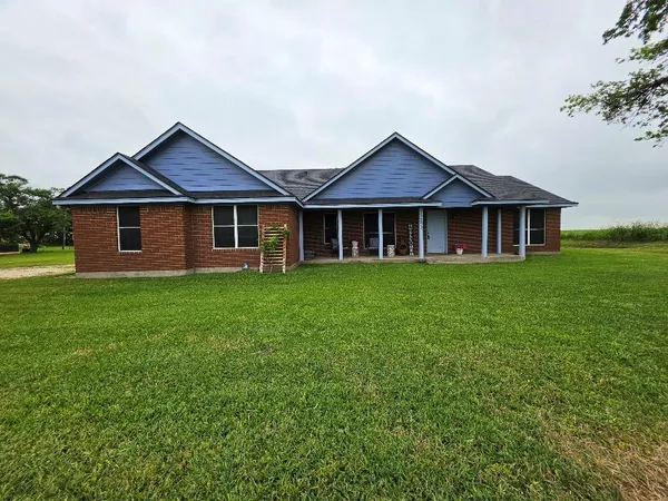 $279,900 | 1285 Fm 2719, Itasca, TX 76055