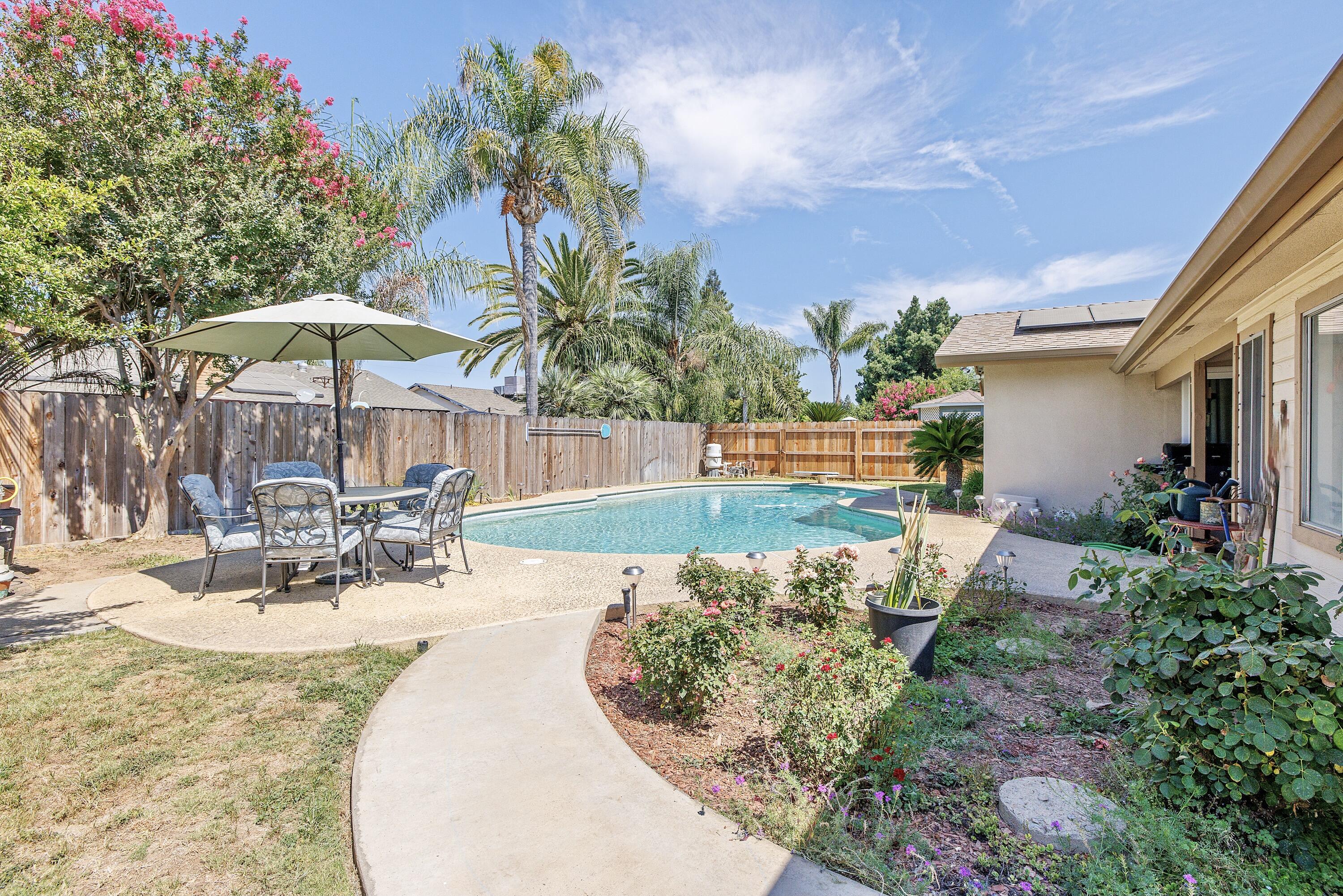 1191 North Hope Avenue Reedley, CA 93654 - Photo 42 of 42 713A0470