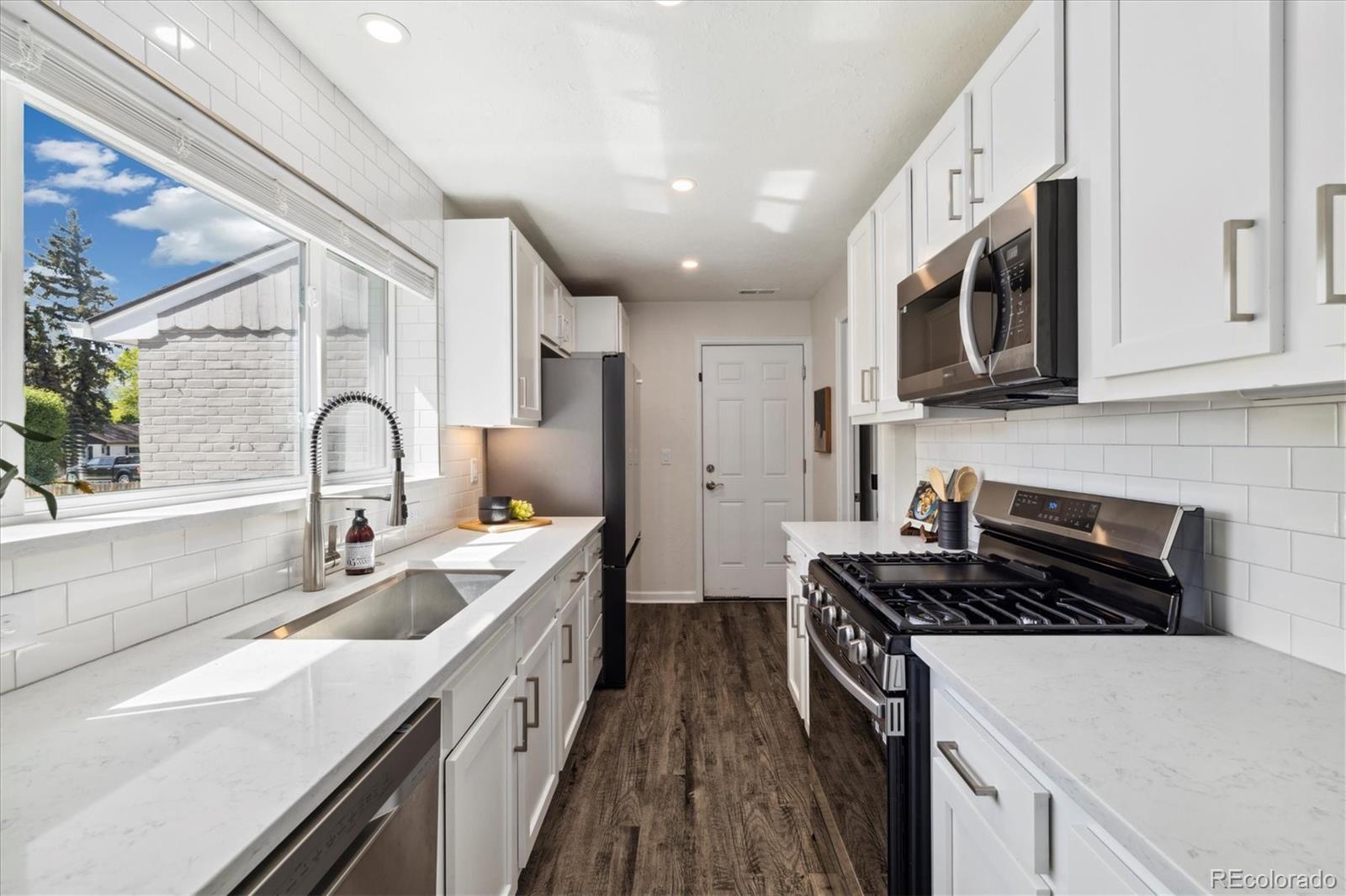 4500 Zephyr Street Wheat Ridge, CO 80033 - Photo 11 of 36 Gallery Image 11