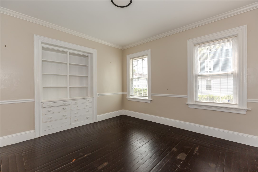 173 Oakland Avenue Providence, RI 02908 - Photo 14 of 46