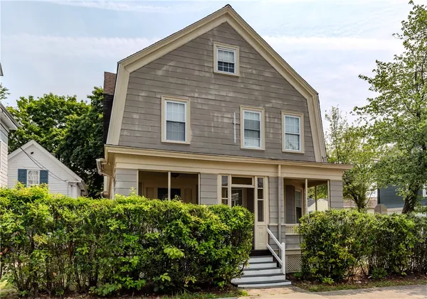 $3,800 | 173 Oakland Avenue, Providence, RI 02908